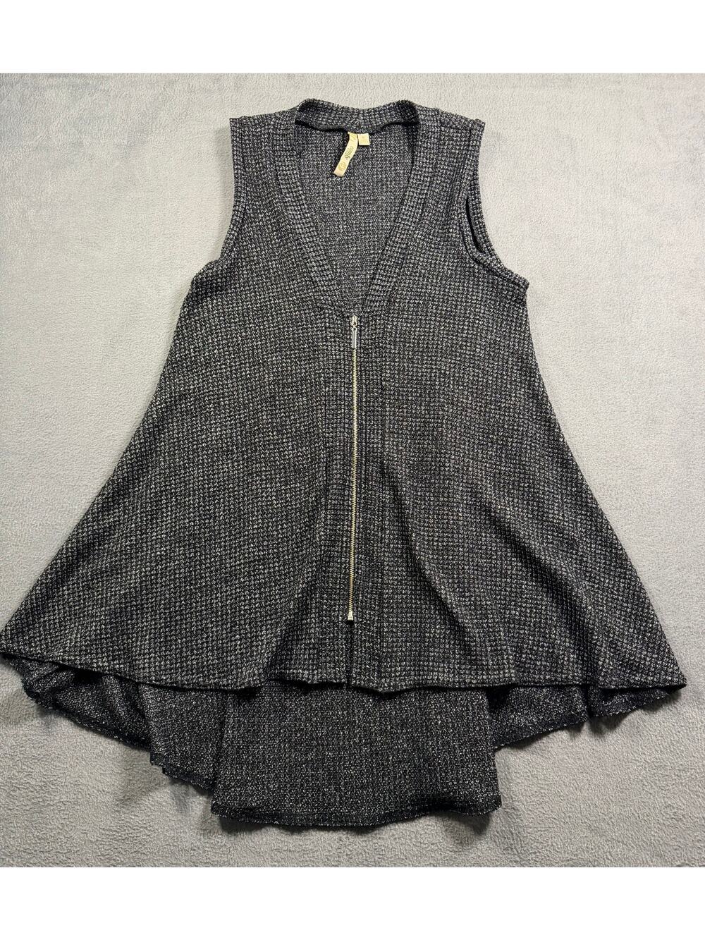 Comfy USA Vest Small Black Gray Textured Knit Full Zip High-Low Tunic
